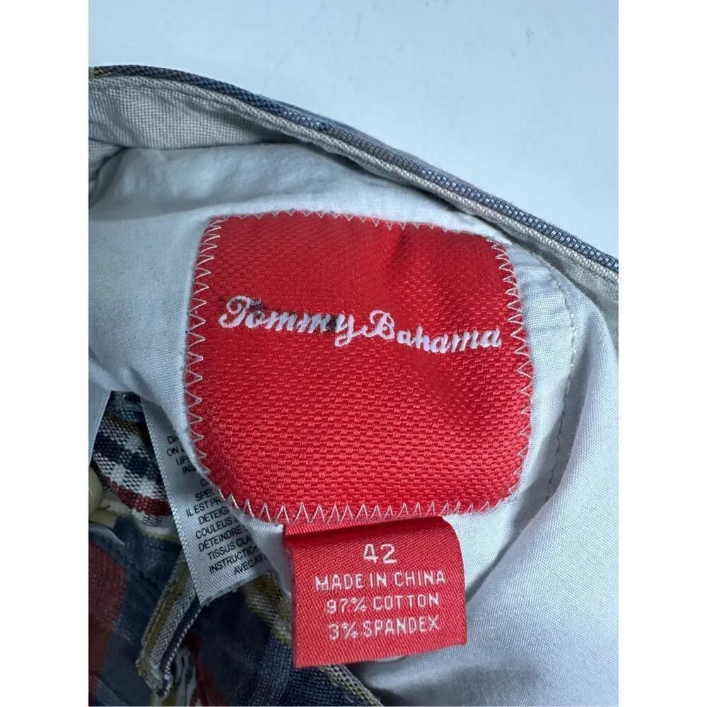 Tommy Bahama Men’s Cotton Blend  Plaid Cargo Shorts Size 42 Blue Red White